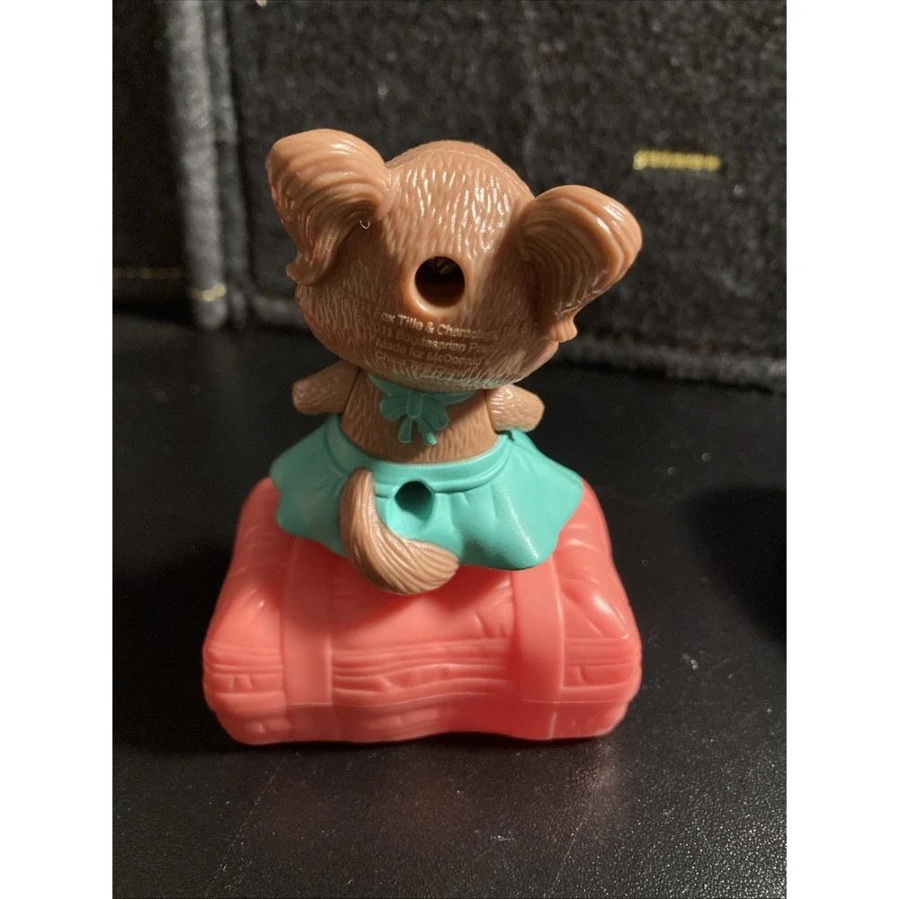 Alvin And The Chipmunks Eleanor McDonald's Happy Meal Toy 2011 - Complete Figure